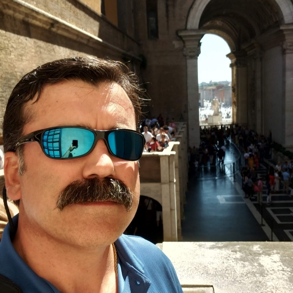 Meet your Posher, Rob - Picture 17 of 17